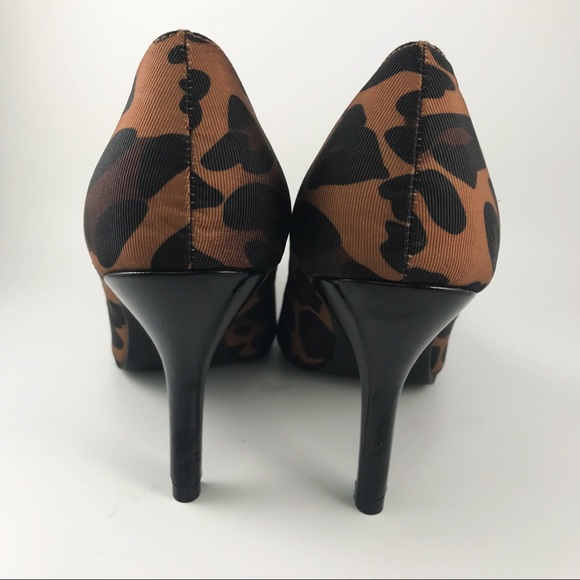 Rampage “Nicki” Leopard Print Pumps 6 - Picture 3 of 8